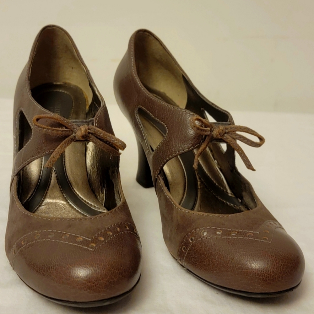 Naturalizer Shoes